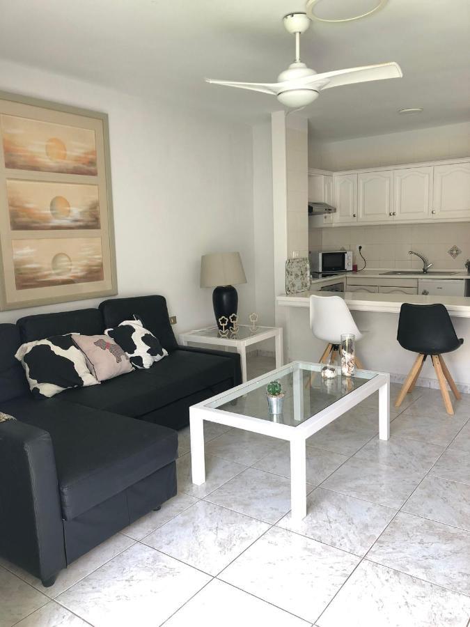 Apartamento De 1 Dormitorio En Victoria Court 2 Los Cristianos. Лос-Крістіанос Екстер'єр фото